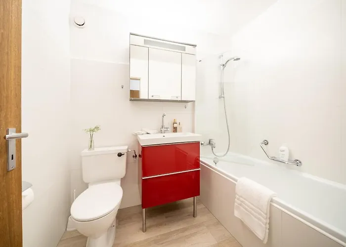 4103 Charmantes, Neu Renoviertes Apartman Vulpera
