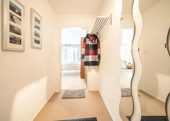 4103 Charmantes, Neu Renoviertes